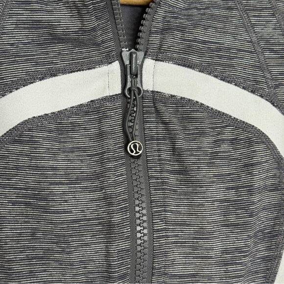 Lululemon Define Jacket Gray White Size 4 - Picture 6 of 6